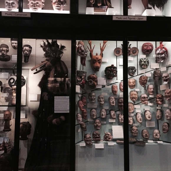 Meet your Posher, Minga - Picture 1 of 1